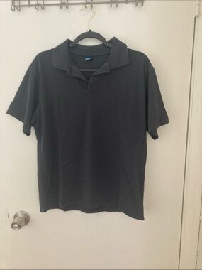 Men's Black Polo Shirt - Classic Short Sleeve